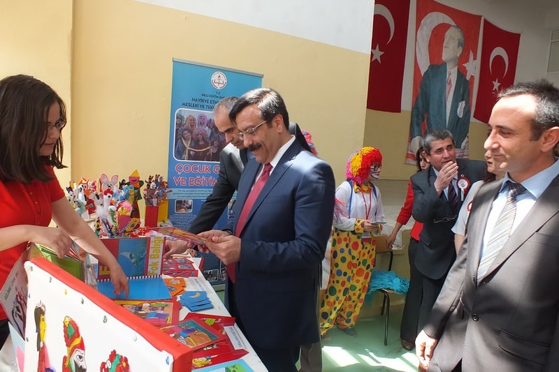 ETİMESGUT MESLEKİ VE TEKNİK ANADOLU LİSESİ